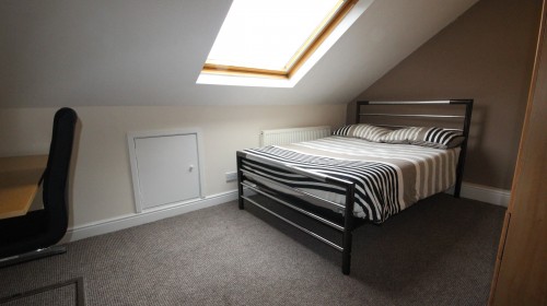 Bedroom 5 at 32 Hunter House Road